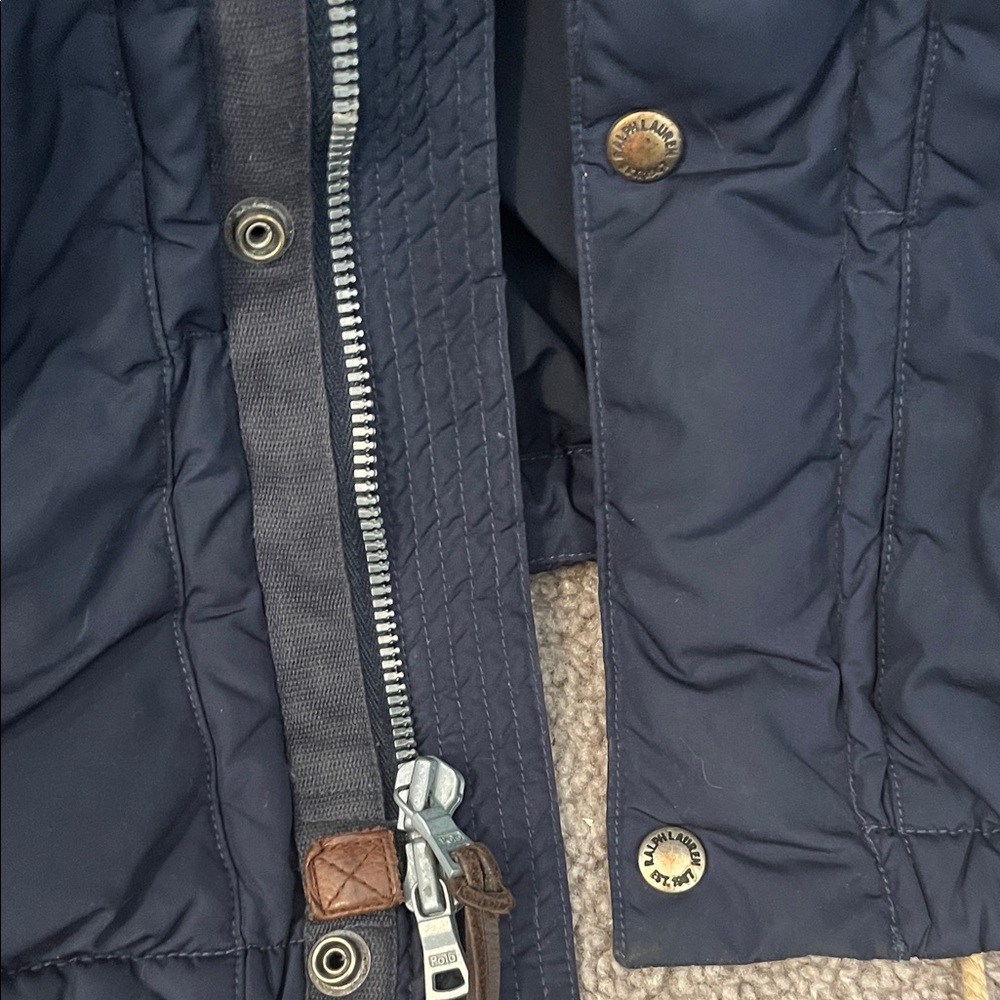 Polo by Ralph Lauren Men's Dark Blue Puffer Vest - Picture 6 of 8